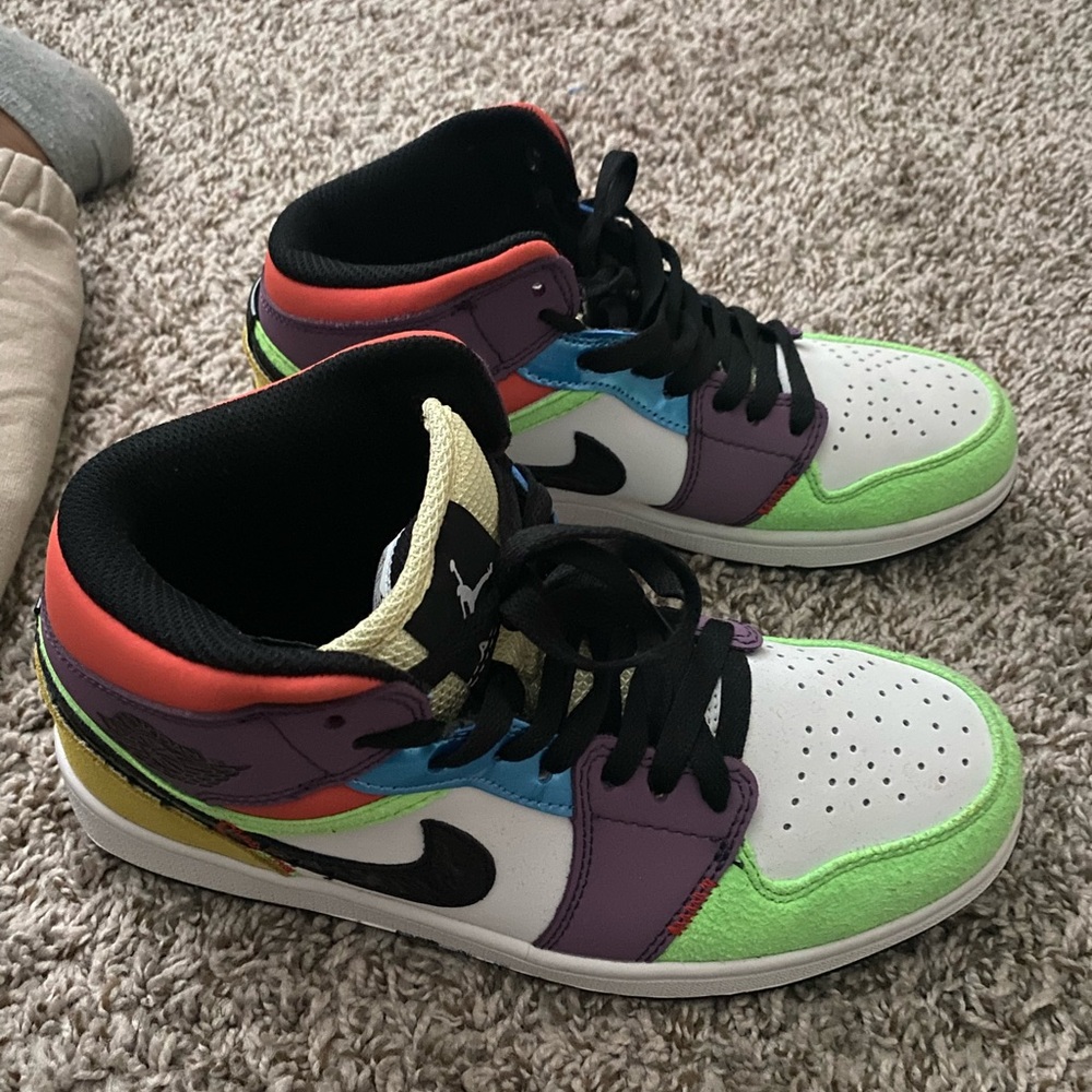 multicolored jordan 1 high tops